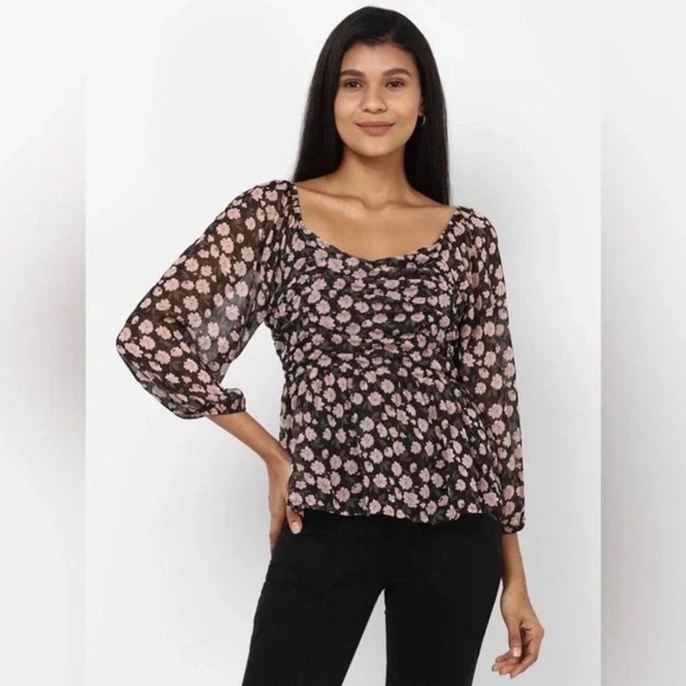 American Eagle Floral Black & Pink Top boho cropped balloon sleeve cinched sz M